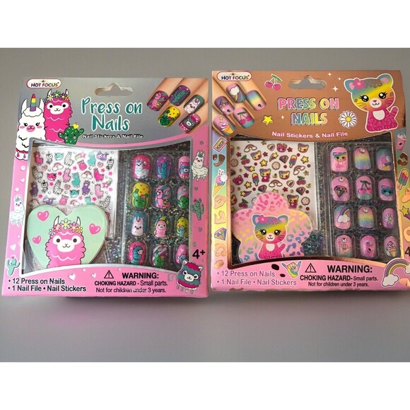 NEW 🌸🌸Press on nails 2 Pcaks - Picture 1 of 5